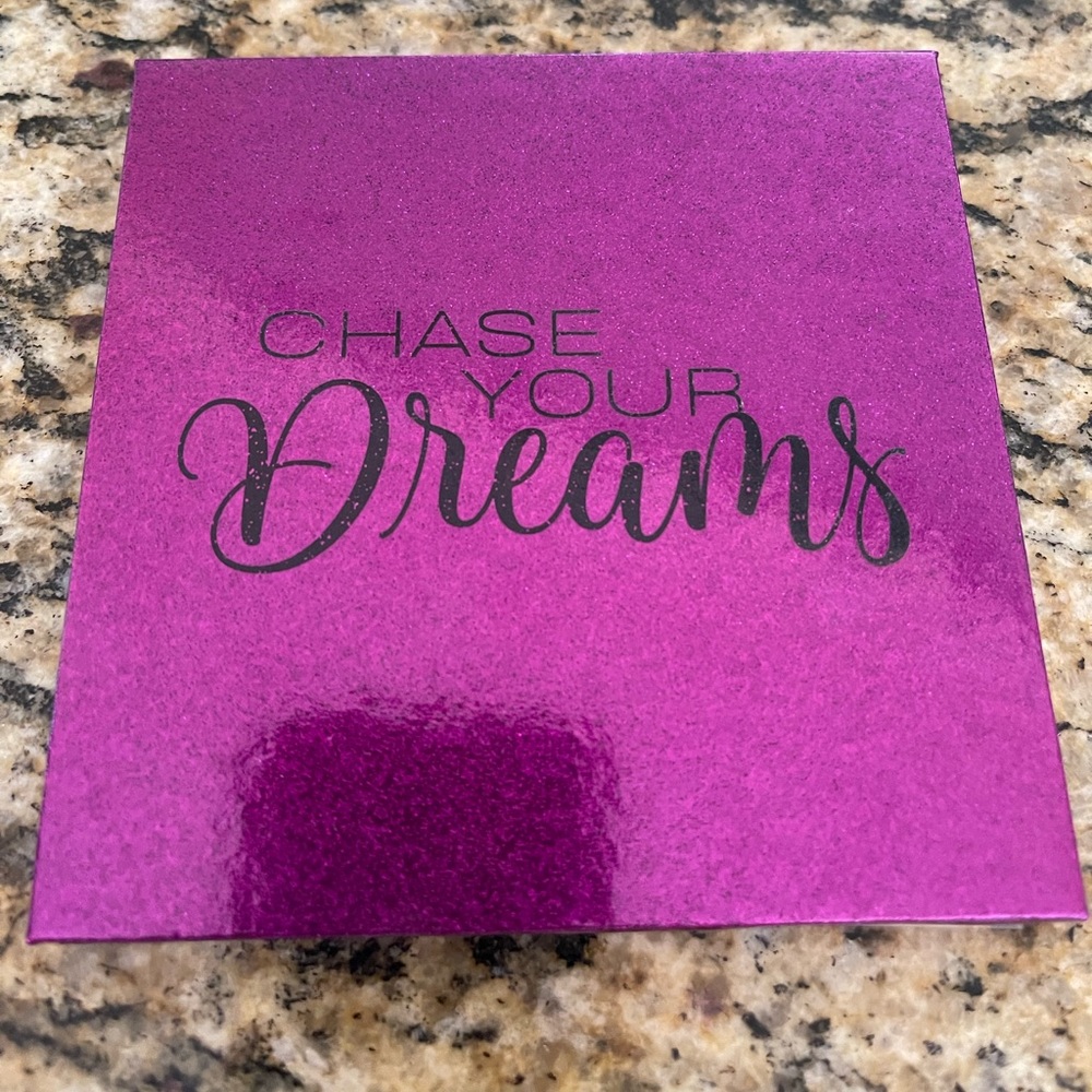Sydney Grace Chase your dreams palette